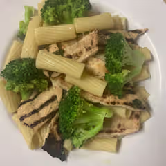 Fettuccine Alfredo with Chicken